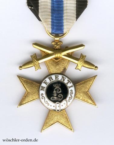 Bayern, Militär-Verdienstkreuz (3. Modell), 1. Klasse mit Schwertern (2. Typ) am Band für Kriegsverdienst, von Gebr. Hemmerle Bayern, Militär-Verdienstkreuz (3. Modell), 1. Klasse mit Schwertern (2. Typ) am Band für Kriegsverdienst, von Gebr. Hemmerle