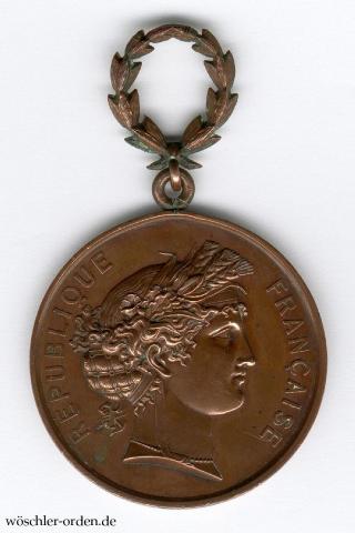 Frankreich, Levallois-Perret, Bronzene Schulprämienmedaille (1882) Frankreich, Levallois-Perret, Bronzene Schulprämienmedaille (1882)